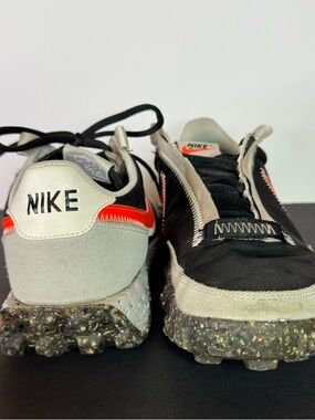 Nike Waffle Racer Crater Summit White Hyper Crimson Sneakers CT1983-101 Size 10
